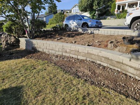 ayala-landscapes-construction-llc-retaining-wall-pavers-17