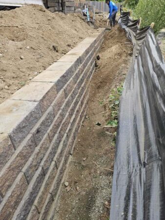 ayala-landscapes-construction-llc-retaining-wall-pavers-23
