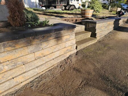 ayala-landscapes-construction-llc-retaining-wall-pavers-4