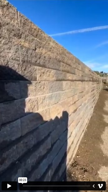 video-retaining-wall-2-ayala-landscapes-construction-llc